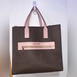 Michale kors bag